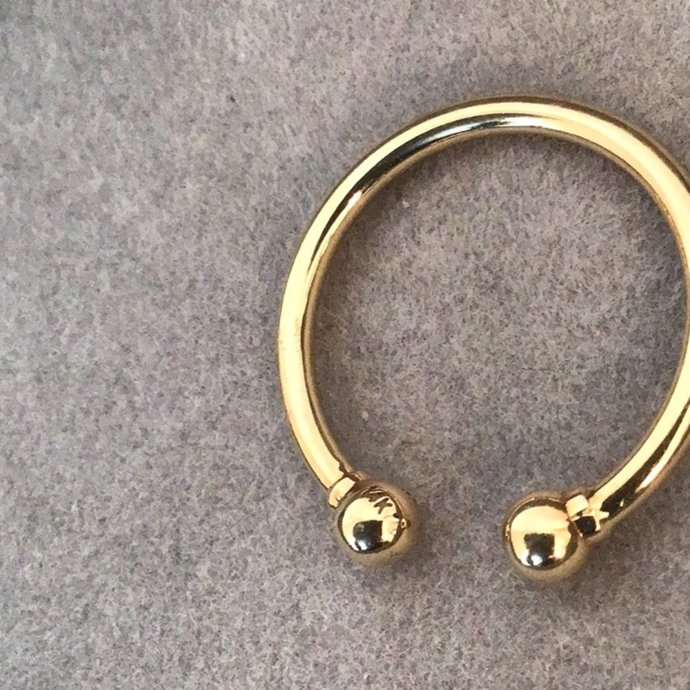 14K Yellow Gold Open Design Ring - Picture 4 of 6